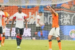 35万周薪的沉重负担！卡塞米罗曼联生涯进入倒计时，巴西巨星或明夏离开